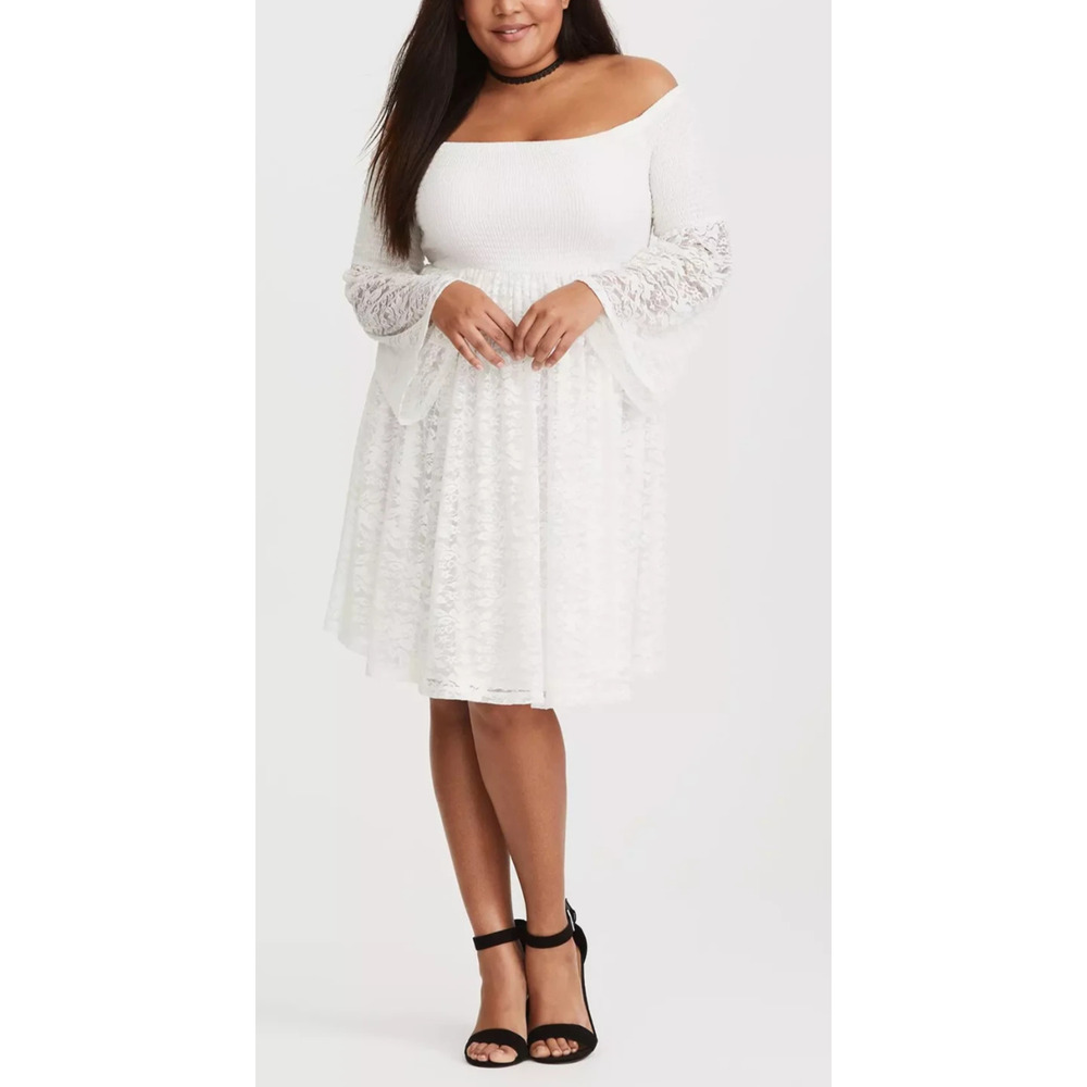 Torrid Lace Shirred Skater Dress Bell Sleeve Whimsy Cream Off White Plus Size 3X - Picture 11 of 11